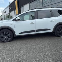 Dacia Jogger Jogger TCe 110 7 places GSR2 Expression Pontivy