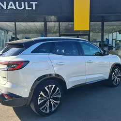 Renault Austral 1.2 E-TECH FULL HYBRID 200CH ICONIC Sannerville