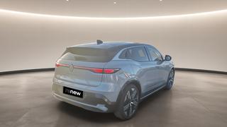 Renault Megane E-Tech  - photo 4