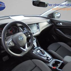 Opel Grandland 1.6 HYBRID TURBO 300 AT8 ULTIMATE Tr&eacute;gueux