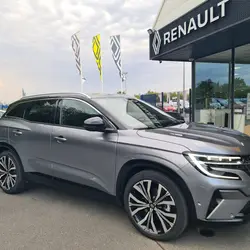 Renault Austral 1.2 E-TECH FULL HYBRID 200CH ICONIC Sannerville