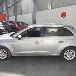 Audi A3 III 1.6 TDI 110ch Ambiente Guipavas