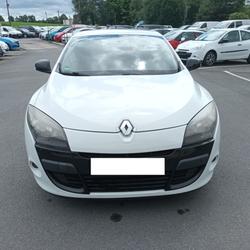 Renault Megane Coupe Coupe 1.6 16v Bio&eacute;thanol Ch&acirc;tillon-en-Vendelais