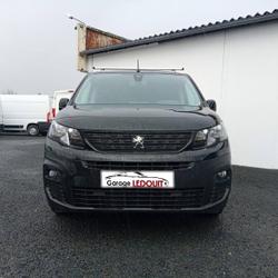 Peugeot Partner Standard 12 500&euro; HT 1.2 Essence 110ch Premium 3 Places Saint-Georges-Montcocq