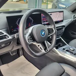 BMW Serie 3 (G21) 330EA 292CH M SPORT H&eacute;rouville-Saint-Clair