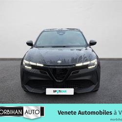 Alfa Romeo Junior ELETTRICA 156 CH Intensa Vannes