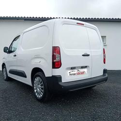 Toyota Proace City 14 100&euro; HT Medium 1.5 Bluehdi 100 cv D-4D Business 3 Places Saint-Georges-Montcocq