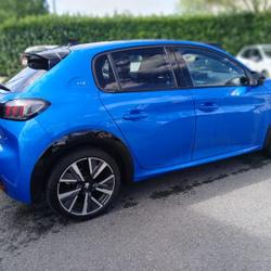 Peugeot 208 BLUEHDI 100 S&S GT Cand&eacute;