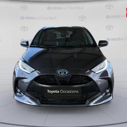 Toyota Yaris 116h Design 5p MY22 Metz