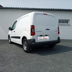 Peugeot Partner 8 325&euro; HT L1 1.6 BlueHDi 100 Pack Clim Nav 3 PLACES Saint-Georges-Montcocq