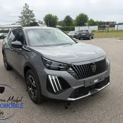Peugeot 2008 Hybrid 145cv e-DCS6 GT auto Boz