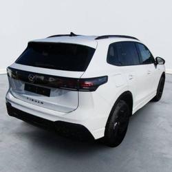 Volkswagen Tiguan 1.5 eHybrid 204ch DSG6 R-Line Laval