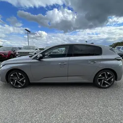 Peugeot 308 III Phase 1 1.5 BLUEHDI 130CH S&S ALLURE EAT8 M&eacute;rignac