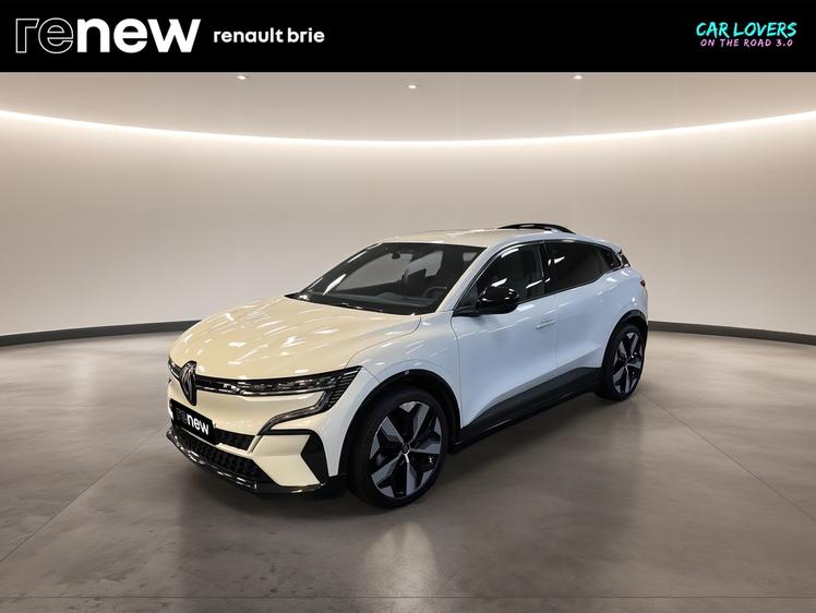 Renault Megane E-Tech  - 23 480 €