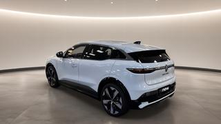 Renault Megane E-Tech  - photo 2