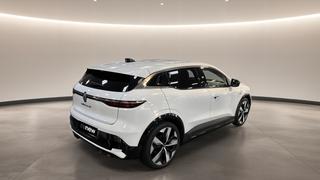 Renault Megane E-Tech  - photo 4