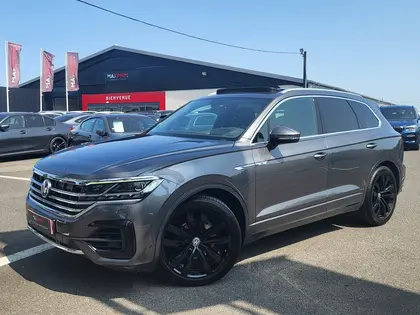 Volkswagen Touareg - 3.0 V6 TDI 286CH R-LINE 4MOTION TIPTRONIC - 51 990 €