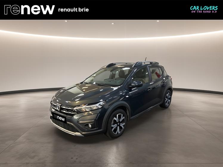 Dacia Sandero  - 12 090 €