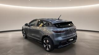 Renault Megane E-Tech  - photo 2