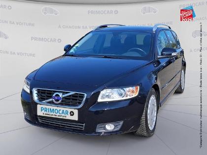 Volvo V50 - D3 150ch Momentum Geartronic - 11 499 €