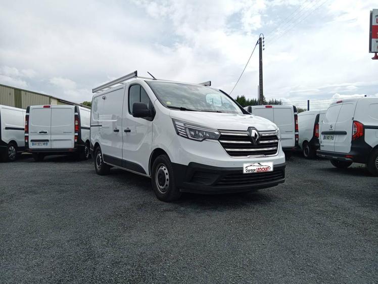Renault Trafic  - 33 390 €