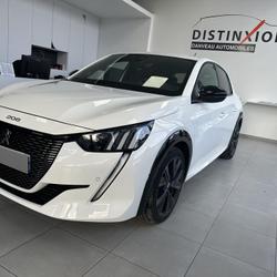 Peugeot 208  Saint-Fraimbault-de-Pri&egrave;res