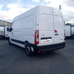 Renault Master 19 500&euro; HT  L2H2 2.3 Blue dCi 135ch Confort Saint-Georges-Montcocq