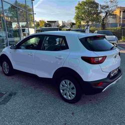 Kia Stonic 1.0 T-GDI 100 CH BVM6 Motion occasion - Al&egrave;s - photo 2/25