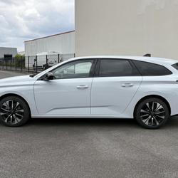 Peugeot 308 SW Phase 2 1.5 BLUEHDI 130 SW AUTO8 ALLURE La Montagne