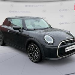 Mini Cooper S 204ch Favoured DKG7 Sausheim