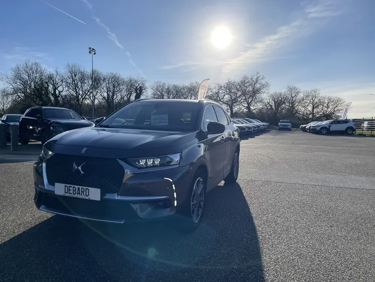 DS DS7 Crossback  - 23 990 €
