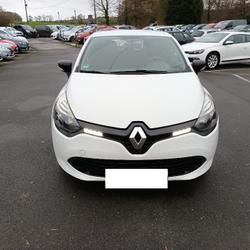 Renault Clio 4 Expression 1.2 16v 75 Ch&acirc;tillon-en-Vendelais