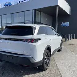 Peugeot 5008 HYBRID 145CH ALLURE E-DCS6 Saint-L&eacute;ger-de-Lini&egrave;res