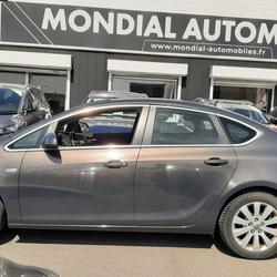 Opel Astra Sports Tourer 1.6 CDTI 110CH FAP ECOFLEX BUSINESS CONNECT START&STOP Warcq