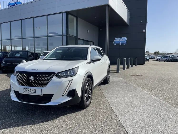 Peugeot 2008  - Puretech - 14 990 €