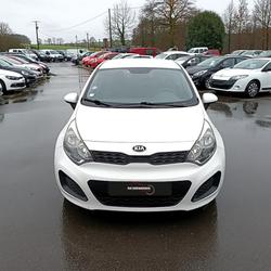 Kia Rio 1.2 85ch Active Ch&acirc;tillon-en-Vendelais