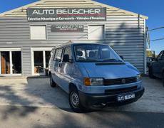 Volkswagen Transporter combi Châteaubourg