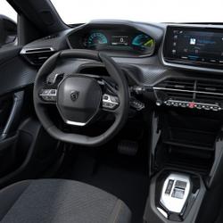 Peugeot 2008 Hybrid 145 e-DCS6 STYLE Villeneuve-d'Ascq