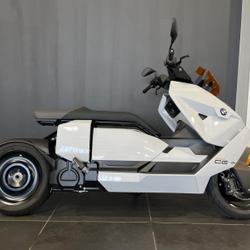 BMW C1 CE04 150&euro;/mois Saint-Jean-du-Cardonnay