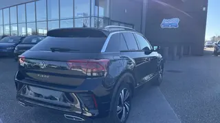 Volkswagen T-Roc  - photo 1