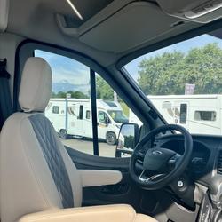 Fourgon Burstner FORD 130 CH BVA FOURGON SEYNOD