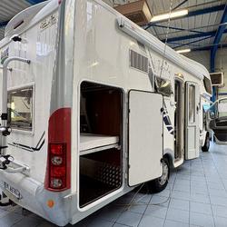 Capucine Mc Louis FIAT 140CV SEYNOD