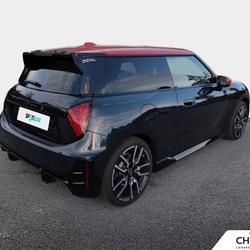 Mini Cooper Cooper Electric SE 218 ch Finition JCW Fr&eacute;jus