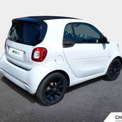 Smart Fortwo Fortwo Coup&eacute; 82 ch Electrique BA1 Pure Fr&eacute;jus