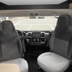 Fourgon Challenger FIAT DUCATO 2.2L JTD - 140 BVA Saint-Berthevin
