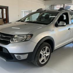 Dacia Sandero Stepway Prestige dCi 90 Ch&acirc;tillon-en-Vendelais