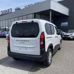 Peugeot Rifter TAILLE M - 1.5 BLUEHDI 130CH S&S ALLURE 5 PLACES EAT8 Saint-Saturnin
