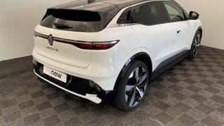 Renault Megane E-Tech  - photo 3