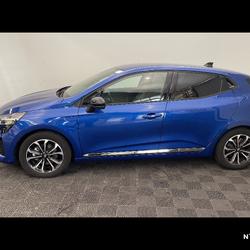 Renault Clio 5 E-Tech full hybrid 145 ch GSR2 Techno occasion - P&eacute;ronne - photo 2/27