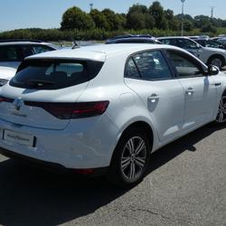 Renault Megane 4 Blue dCi 115 Evolution Merlevenez